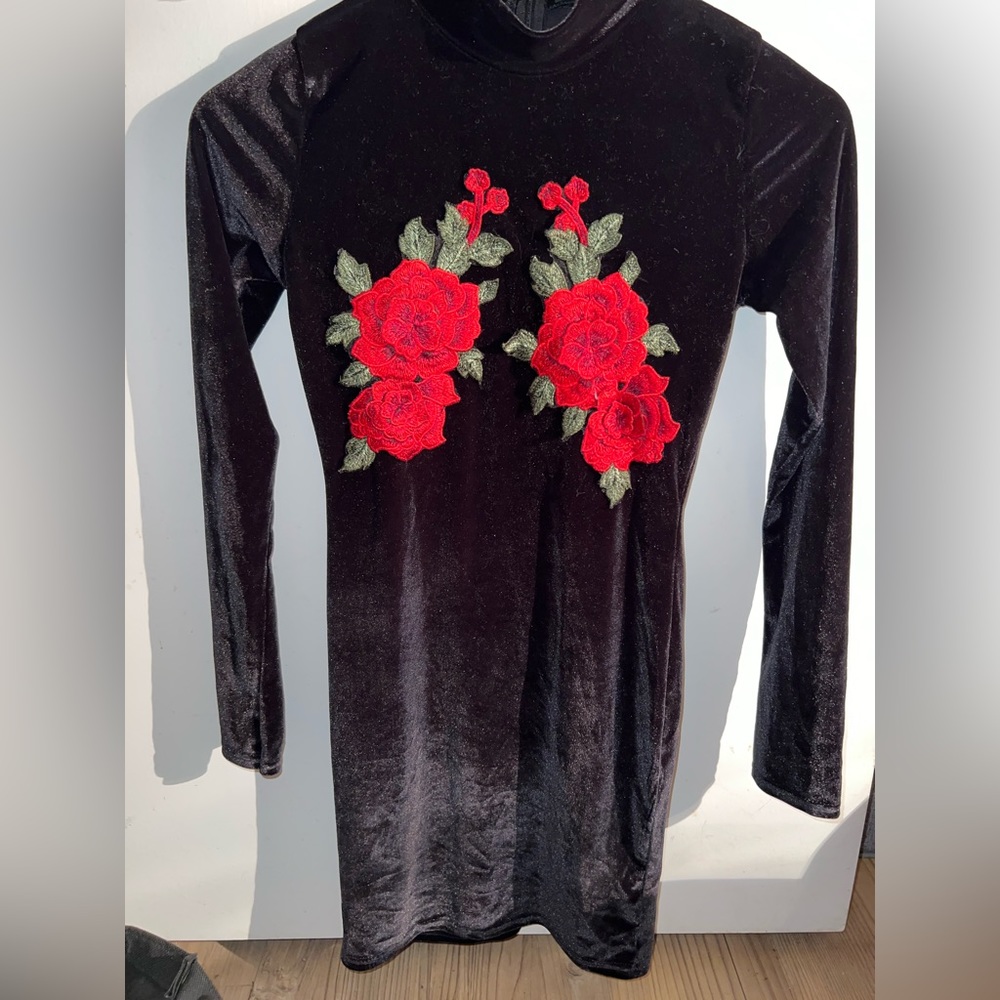 Missguided velvet rose dress